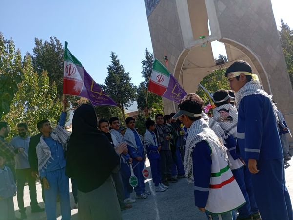 نواخته شدن زنگ استکبارستیزی در گالیکش