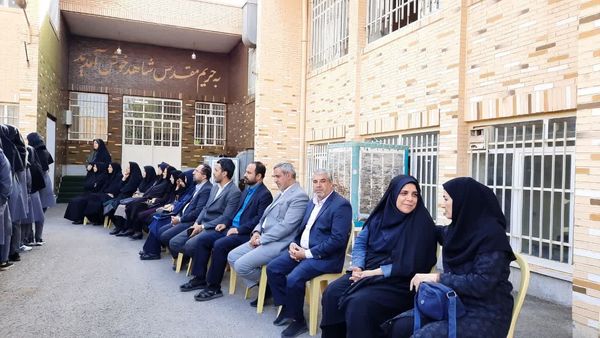 طنین زنگ مهر، ایثار و مقاومت در دبیرستان شاهد طالقانی