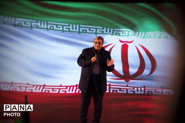 مردم گرگان همچنان در سنگر خیابان