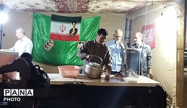 گذری بر فعالیت موکب سرداران مقاومت  در دویست و دومین شب از اجتماعات مردمی بلوار فضل نیشابور 