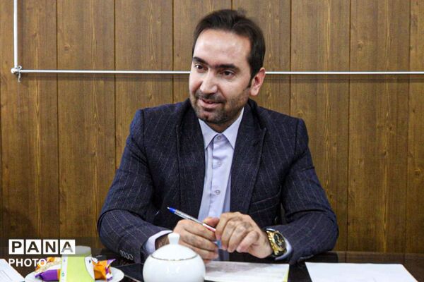 نشست هماهنگی برگزاری جشن عاطفه‌ها با حضور مسئولان و کارشناسان فرهنگی در زنجان