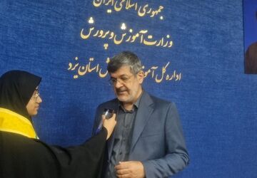 حمایت از آموزش و پرورش اولویت استانداری است