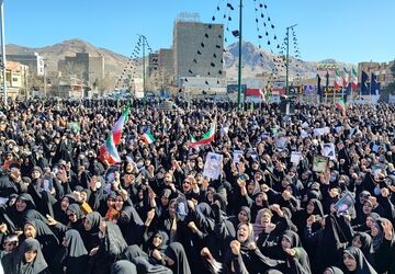 مثل علی زندگی کردی؛ مثل حسین کشته شدی