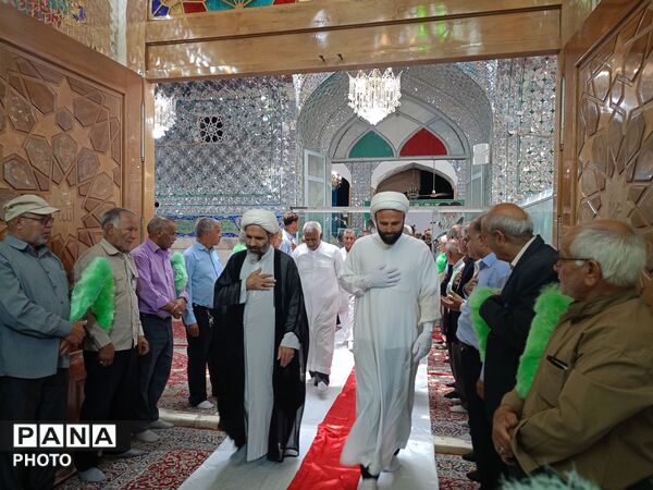 آیین غبارروبی ضریح مطهر امامزاده سید حمزه (ع)