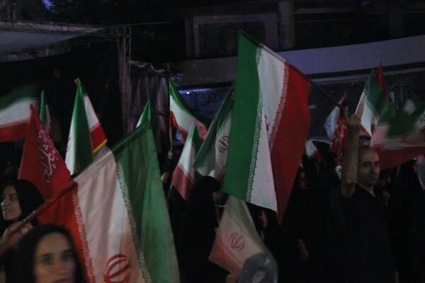 صد و سی و چهارمین شب از تجمعات رودهن در میدان آیینی سپاه
