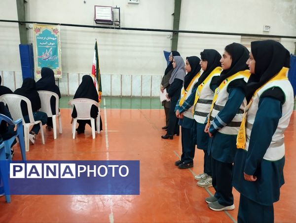 نواختن زنگ جوانه‌ها در شیروان