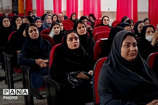 مهارت‌آموزی برای دنیای کوچک کودکان