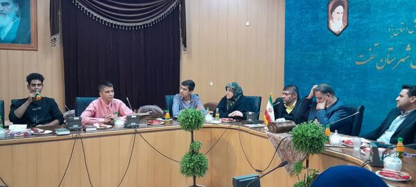 نشست خبرنگاران پانا تفت با رئیس سازمان دانش‌آموزی استان یزد
