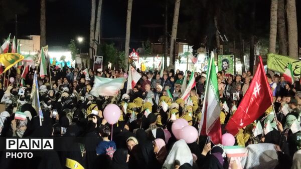 همایش باشکوه دختران جان فدای ایران در خلیل آباد