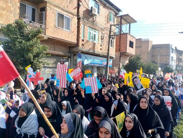 مراسم راهپیمایی ۱۳ آبان در شهرستان میاندورود