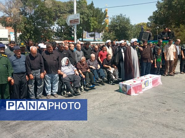 تشییع پیکر پرافتخار شهید علی اکبر صانعی جانباز ۷۰ درصد جنگ تحمیلی