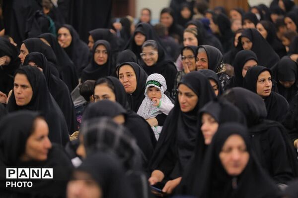 همایش شیرخوارگان حسینی با حضور پرشور مادران 
