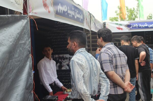  افتتاح نمایشگاه توانمندی‌های هنرستان‌های منطقه ۲ 
