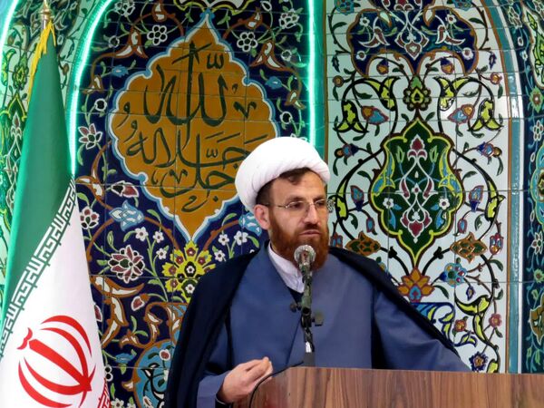 نماز جمعه عبادی و سیاسی در شهر غلامان