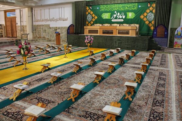 ترتیل‌خوانی بانوان در حرم حضرت معصومه(س)