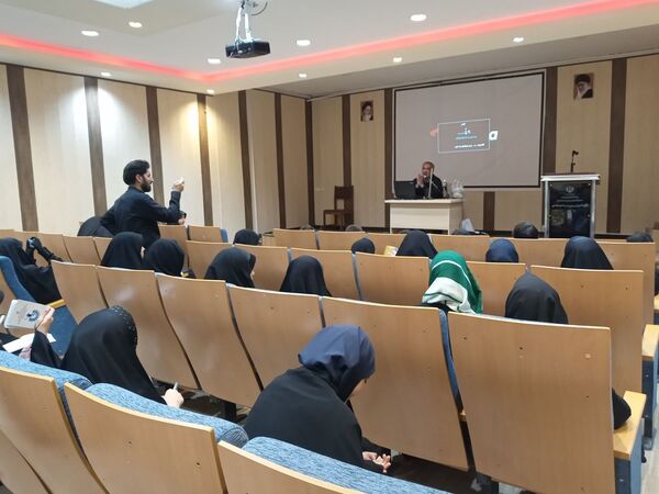 برگزاری کارگاه آموزش خبرنگاری پانا در استان قم