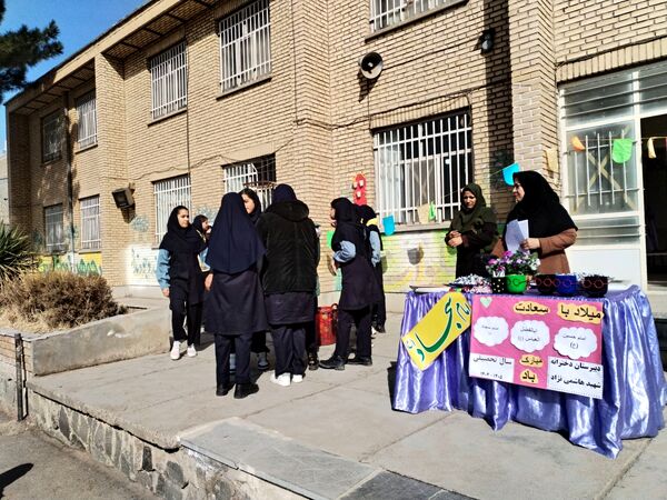 جشن ایام شعبانیه در دبیرستان هاشمی نژاد 