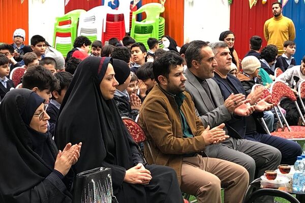 حضور پر شور دانش آموزان ناحیه دو شهرری در جشن نیمه شعبان و ایرانمون