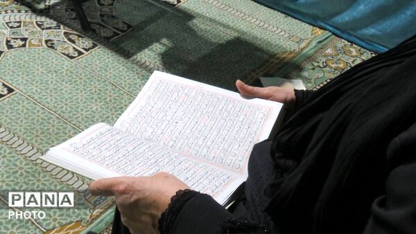 مراسم لیالی قدر به همراه قرائت دعای جوشن کبیر
