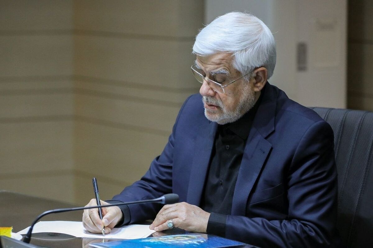 عارف: تعهد دولت به نخبگان فراتر از پیام‎‌های تشریفاتی است