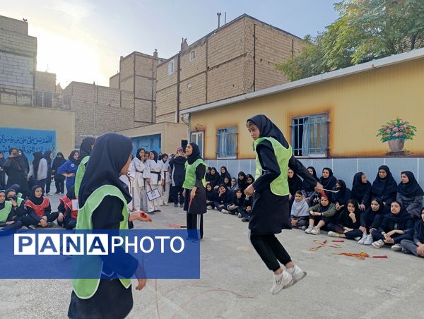 المپیاد ورزشی درون مدرسه ای در دبیرستان سروقد