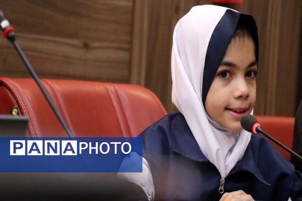 نشست صمیمی فعالین رسانه ای دانش‌آموزان با مدیرعامل خبرگزاری پانا