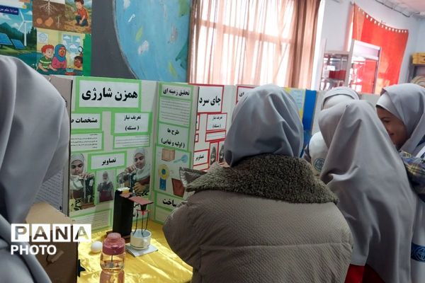 نمایش خلاقیت‌های علمی دانش‌آموزان در نمایشگاه جابر بن حیان مدرسه مهران پیشوا