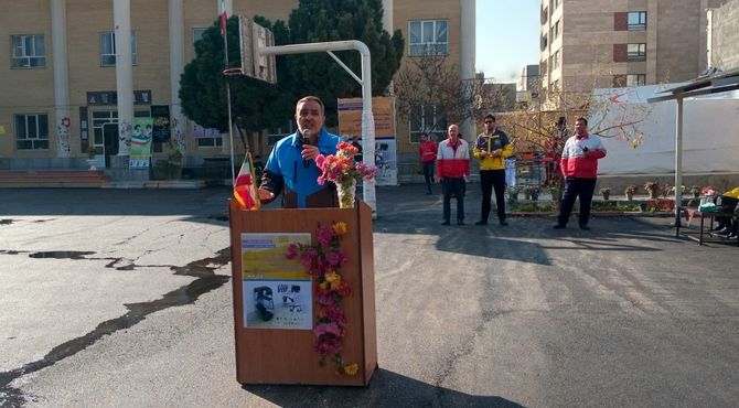 مانور زلزله در هنرستان محمودیه شهرستان بجنورد 
