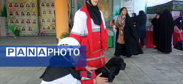 نواخته شدن بیست و ششمین زنگ نمادین استانی مانور زلزله در مدرسه شاهد ظهور آموزش و پرورش ناحیه یک