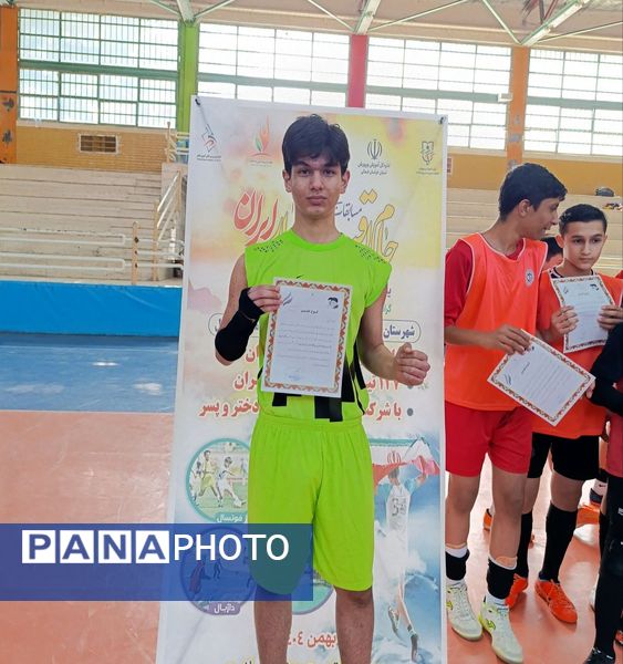 افتتاحیه مسابقات جام اقتدار فوتسال در سالن ۱۳ آبان شهرستان شیروان 