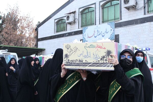 مراسم میزبانی شهدای گمنام دفاع مقدس در البرز