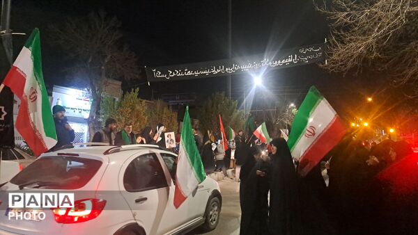 حضور گسترده مردم نیشابور برای بیعت با سید مجتبی حسینی خامنه ای 