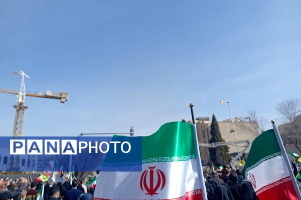 ما تا آخر پای کار نظام هستیم 