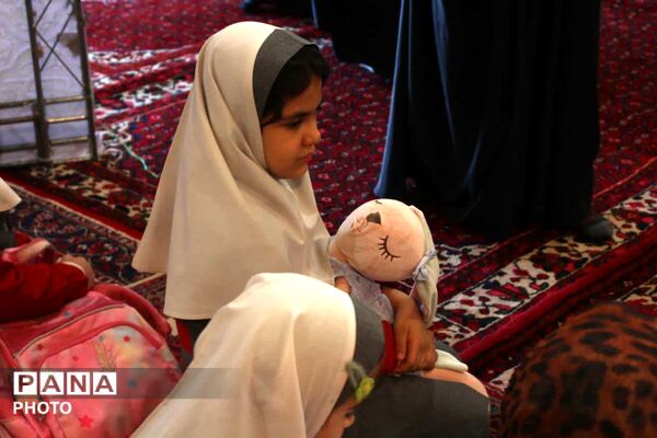 دانش‌آموزان همدانی در سومین رویداد «۱۶۸» یاد شهدای دانش‌آموز میناب را گرامی داشتند