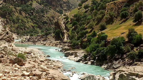 مسیر قارون تا قلعه مدرسه در واپسین لحظه‌های بهار