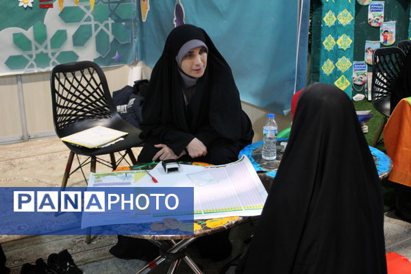  حال هوای غرفه وزارت آموزش و پرورش در سی و دومین نمایشگاه بین‌المللی قرآن کریم 