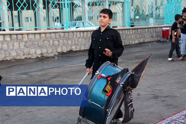 دهه نودی‌ها، ستاره‌های شب هشتم محرم در مسجد امام هادی (ع)