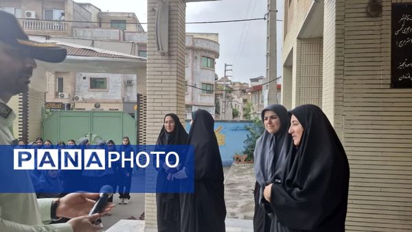 گرامیداشت روز نیروی انتظامی در دبیرستان بهار آزادی قائمشهر