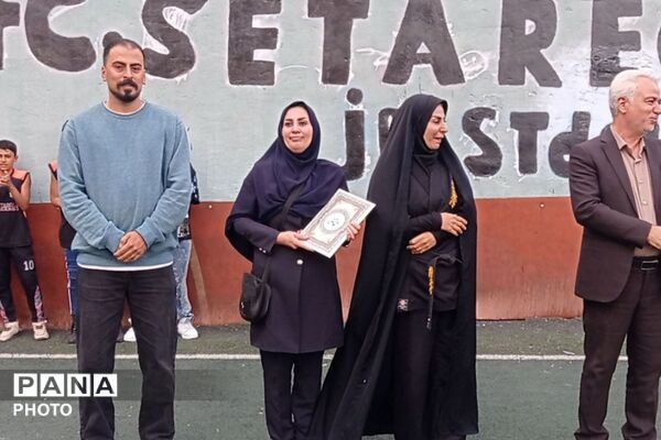 جشن اهدای مدال به نونهالان در باشگاه ورزشی ستارگان