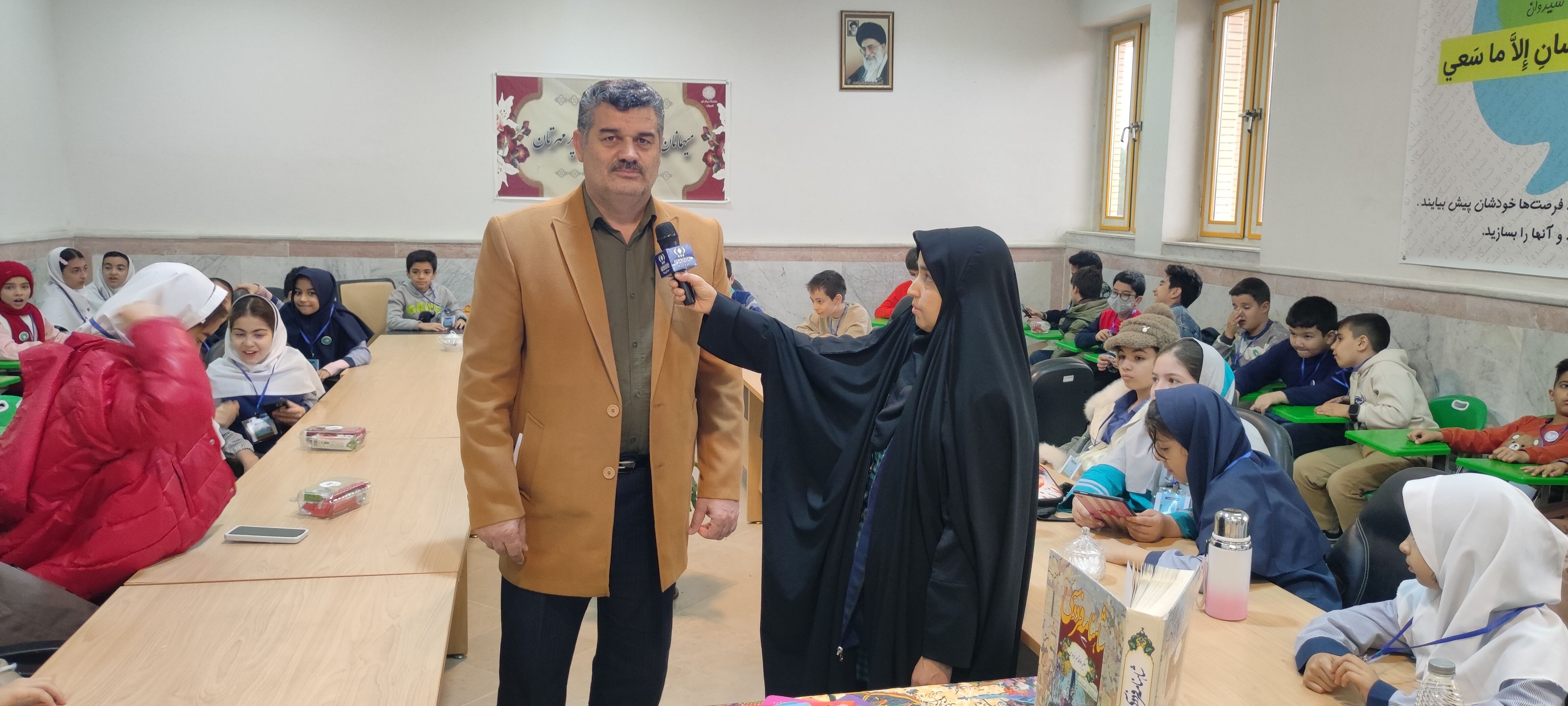 برگزاری کلاس شاهنامه خوانی در دانشگاه پیام نور شهرستان شیروان
