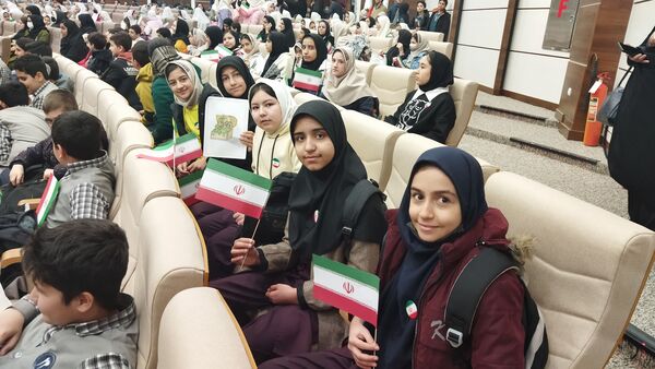 همایش بزرگ همیاران طبیعت و آموزش همگانی حفاظت از محیط زیست در منطقه پردیس 