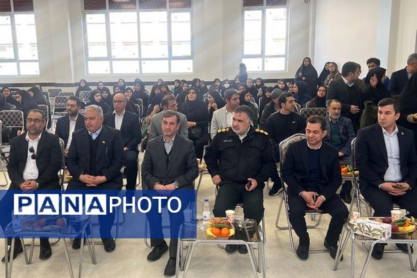 آیین افتتاح دو مدرسه خیرساز با حضور مدیر کل آموزش و پرورش شهرستانهای استان تهران در ناحیه دو شهرری 