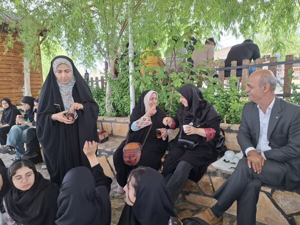 اعزام دانش‌آموزان هادی‌شهری به مشهد مقدس