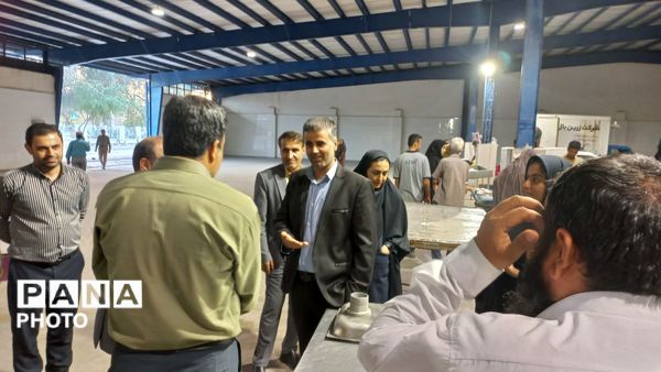 اولین نمایشگاه عرضه مستقیم کالا و محصولات غذایی و کالاهای ملوانی و وارداتی بندرعباس