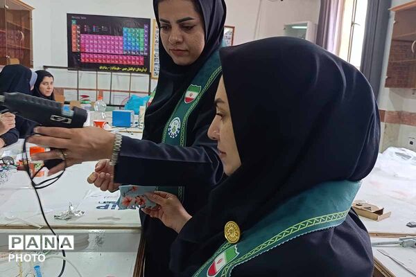 روز دوم دوره آموزشی مربیان پیشتازان بجنورد؛ آموزش مهارت‌های خلاقانه و تشکیلاتی_1