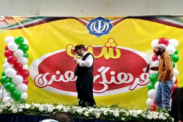 برگزاری مراسم شب فرهنگی و هنری در فاروج