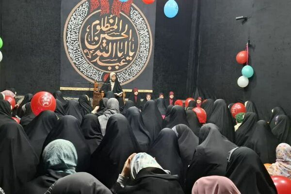 جشن ولادت امیرالمؤمنین امام علی(ع) در مسجد حسین‌بن‌علی قائمیه