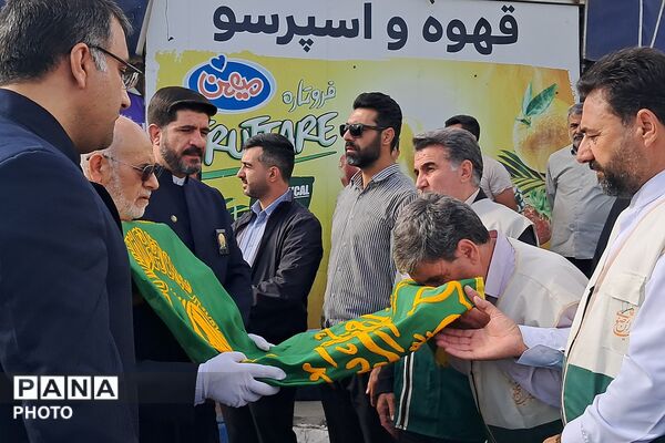  آیین اهتزار پرچم مقدس آستان‌‌قدس‌رضوی در بهارستان‌دو