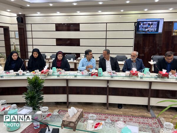 سی و ششمین جلسه ستاد راهبری نماد در بوشهر با تأکید بر بهره‌گیری از ظرفیت‌های سازمان دانش‌آموزی 