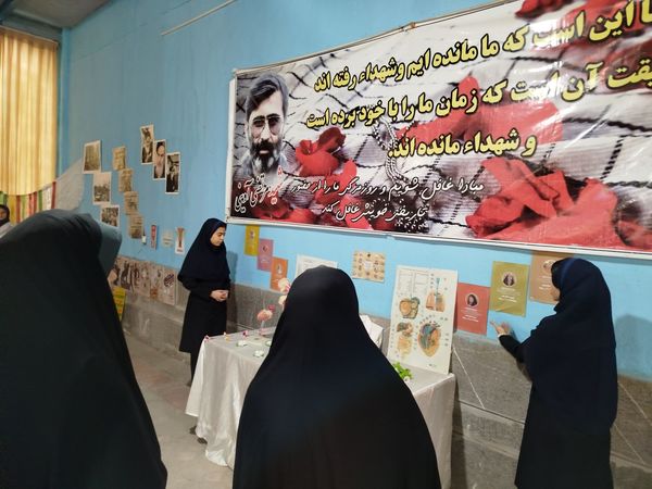 مدرسه انقلاب، بستری برای تبیین ارزش‌های انقلاب اسلامی